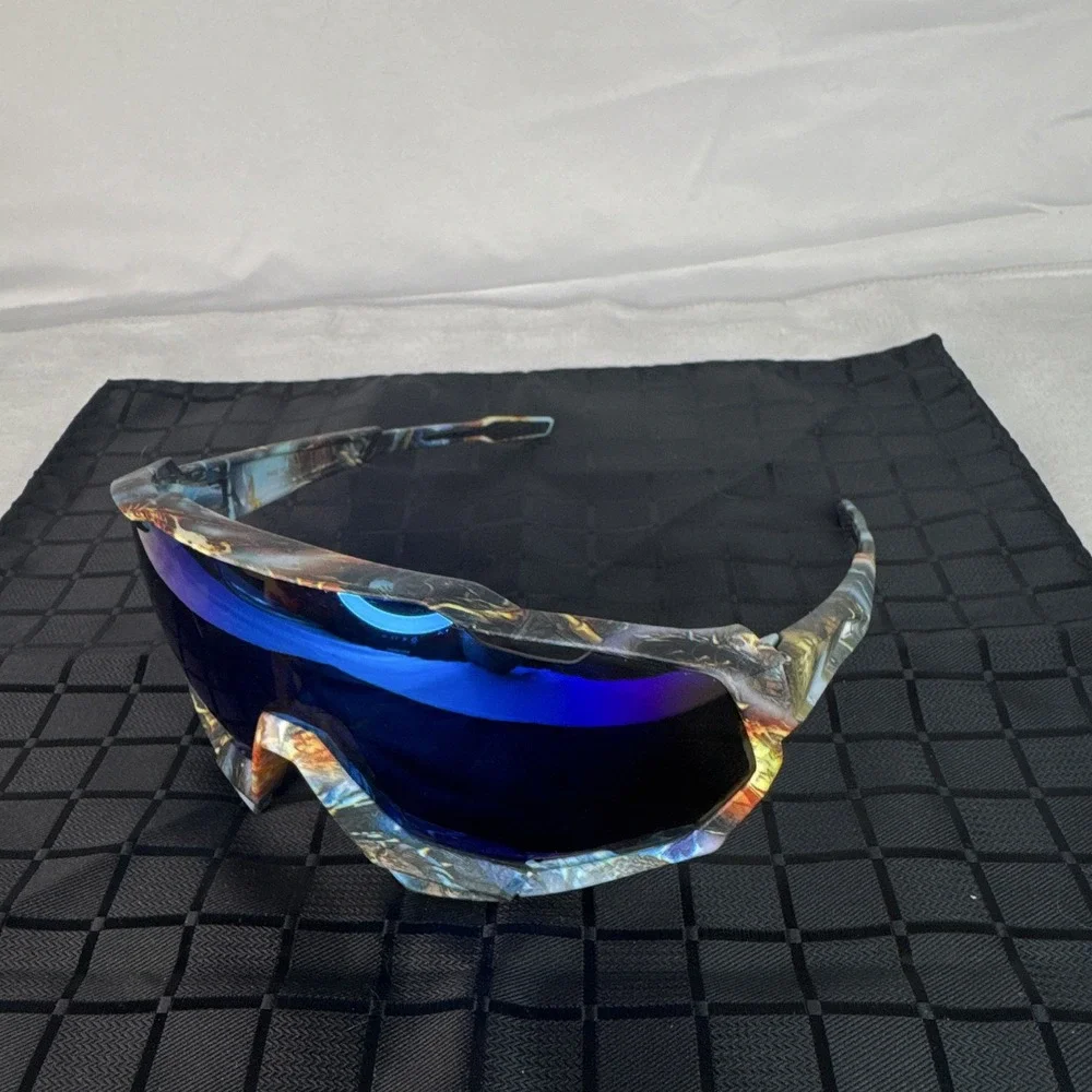 Sunglasses Lightweight Blue Mirrored Lens Multicolor Frame